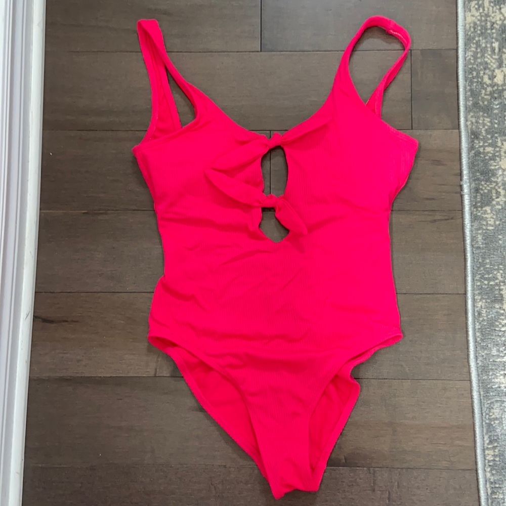 Neon pink bikini - never worn!